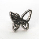 Piercing Oreille en Acier chirurgical papillon stylisé en relief Couleur Silver PO-298